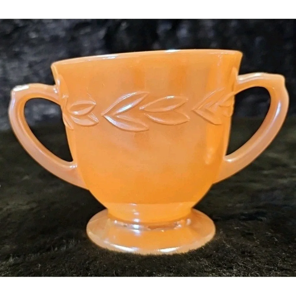 Peach‎ Luster finish Sugar and creamer Oven Fire-King